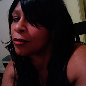 Meet your Posher, Nina